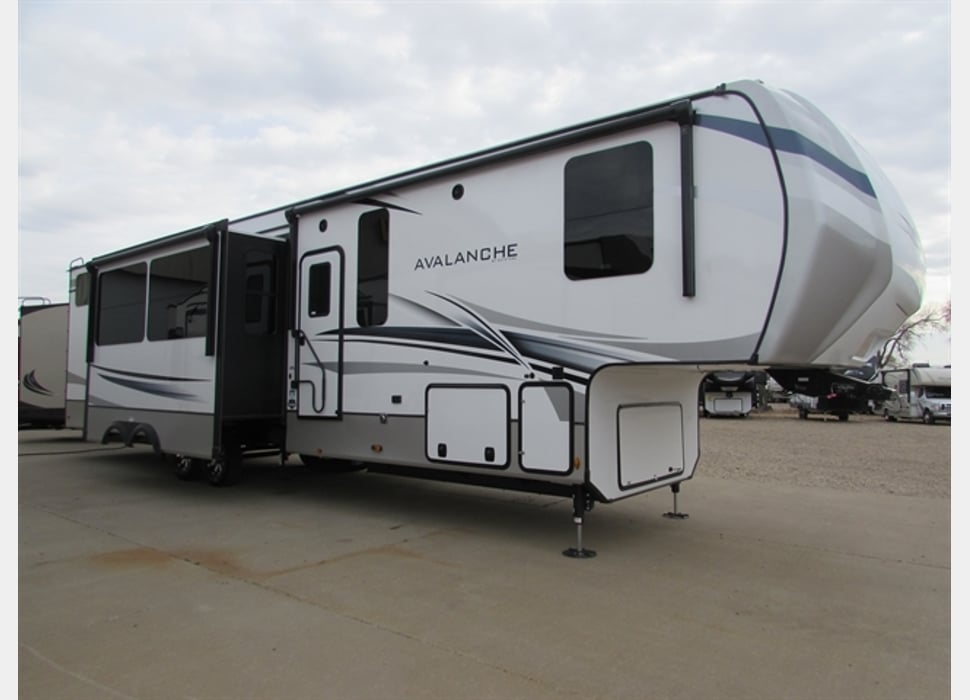 Fifth Wheel rentals in Lake Havasu City