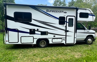 2021 Forest River RV Sunseeker LE 2350LE