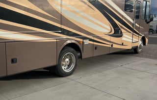 2016 Holiday Rambler Vacationer 35DK