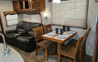 2016 Prime Time RV Crusader 315RST