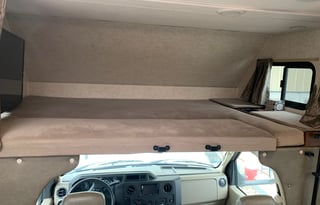 2019 Motorhome sleeps 10 extra large living space