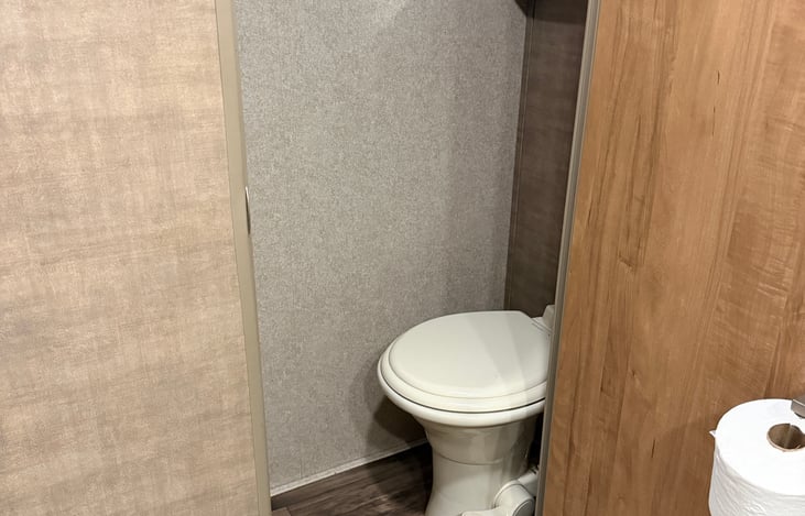 Water Closet (Toilet)