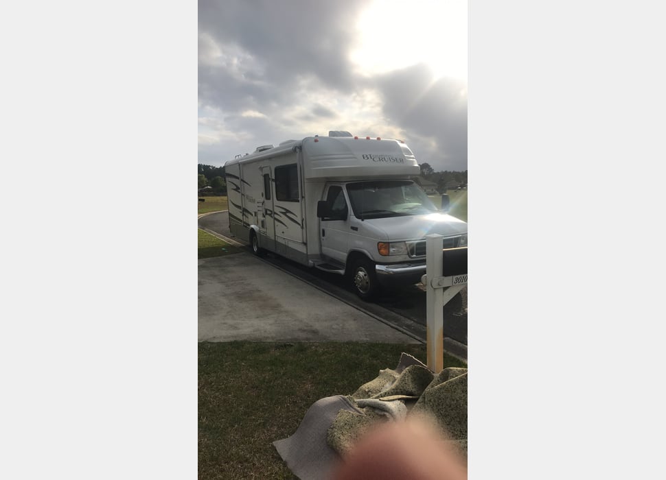 Class C Motor Home rentals in Jacksonville