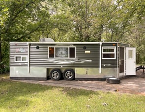 Ice Castle Fish Houses Ice Castle Fish Houses Lake of the Woods Extreme