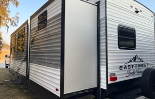 2022 Forest River RV Della Terra East to West