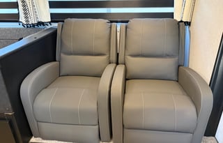 Luxury  Greywolf 26DBH Travel Trailer w/fireplace