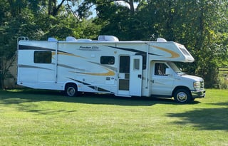 2011 Thor Motor Coach Four Winds 31R