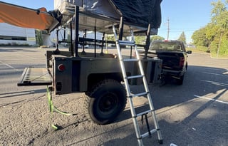 Dirty Hitch M1102 Overlander trailer