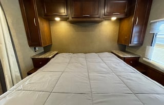 2017 Coachmen Pursuit 30 FW - NO SPECIAL DL NEEDED