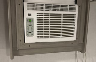 Rosentom, 2024 Dutchmen RV Coleman 17B