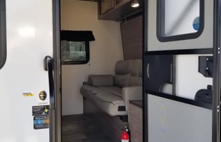 2021 CrossRoads RV Sunset Trail SS186BH