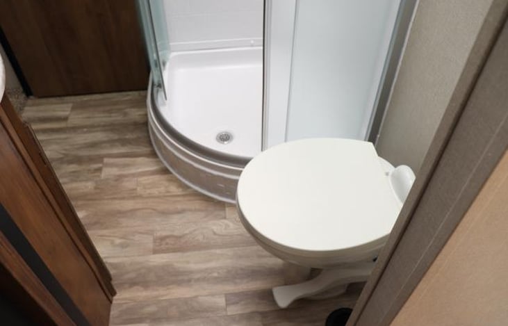 Bathroom-Toilet, stand-up shower, sink