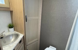 Eleanor - 2021 Winnebago Micro Minnie