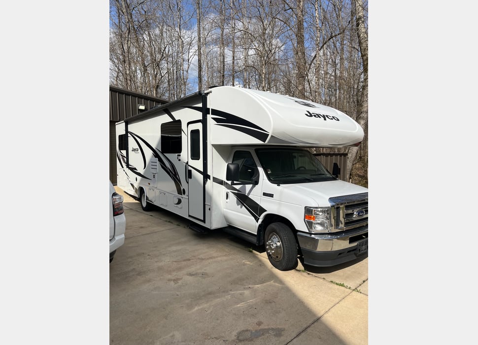 Class C Motor Home rentals in Madison