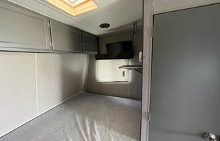 Redline toy hauler camper 26ft