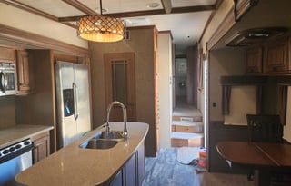 2015 Heartland Bighorn 3570RS