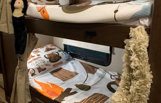 Unlimited Miles! Sleeps 12 - Bunk House  -5 TVs!