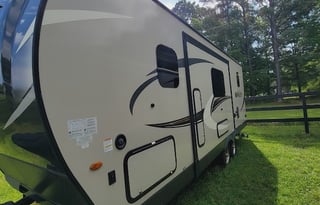 "The Beach Bungalow"- Rockwood Mini Lite 2509s