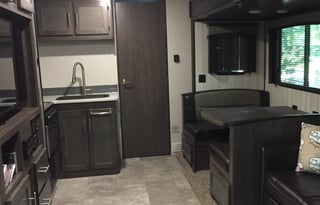 2019 Sunset Trail 253RB