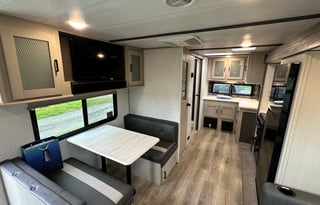 2023 Salem Hemisphere Hyper-Lyte 22RKHL