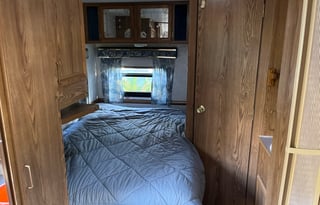 1994 Fleetwood RV Prowler 24C