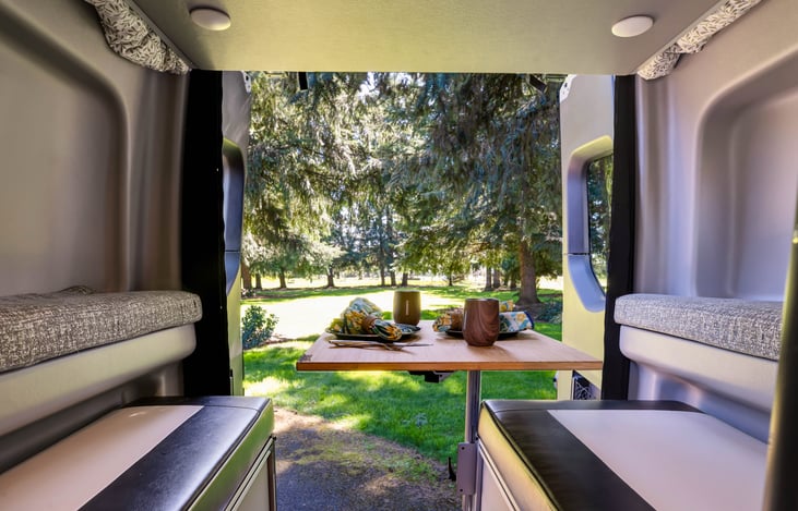 extra table can be removed for more of a garage type layout