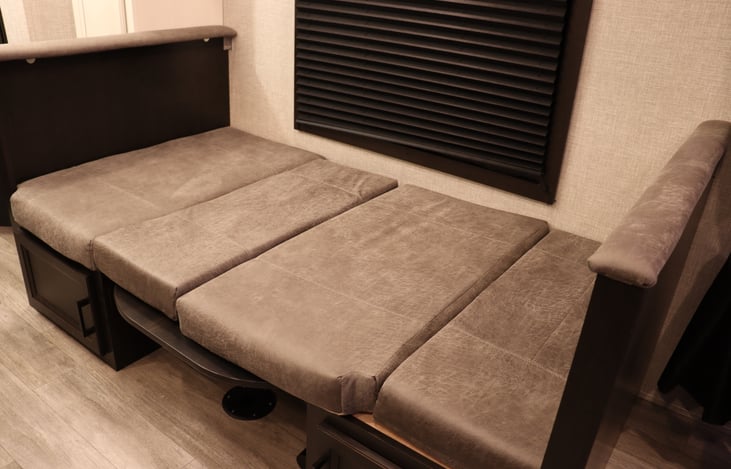 Dinette bed