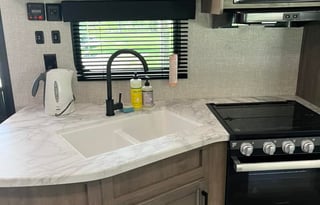 New '22 Jayco 6-8 Sleeper, Perfect Family Comfort