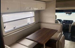 On Wheel Luxury - Mercedes Winnebago