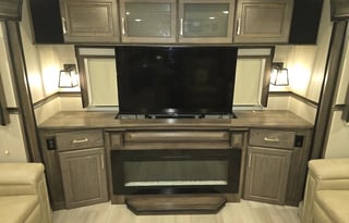 2021 Solitude 375RES-R