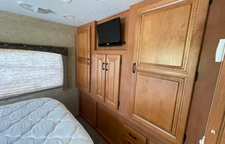 Jackpot Joe (The Vdara) Unlimited Miles SLEEPS 8 #5