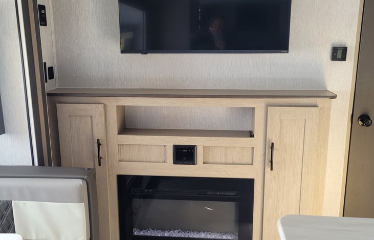 Tv with fireplace