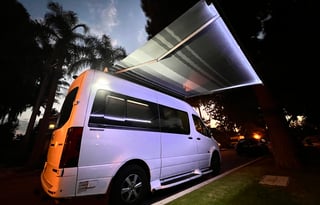 "Baby Beluga" 20ft MB Sprinter Glampervan