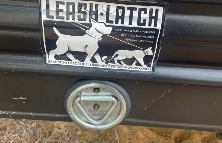 Dog Leash Latch