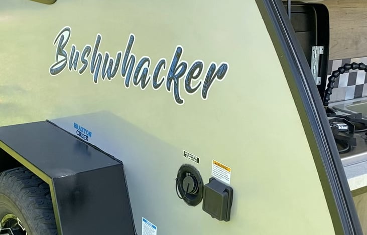 Roxy has a 25 gallon fresh water tank as well as a 15 amp connection for electricity