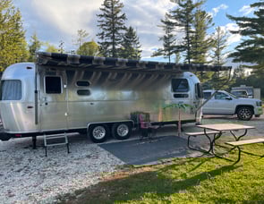 Airstream RV Globetrotter 27FB