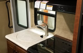 2016 Forest River Sunseeker LE 2250SLE