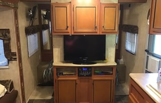 2012 KZ Sportsmen S331BH