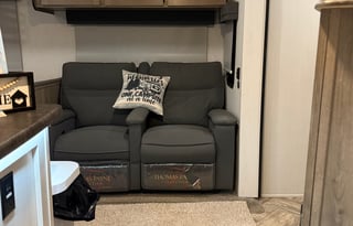 Puma Palmino- Delivery  ONLY