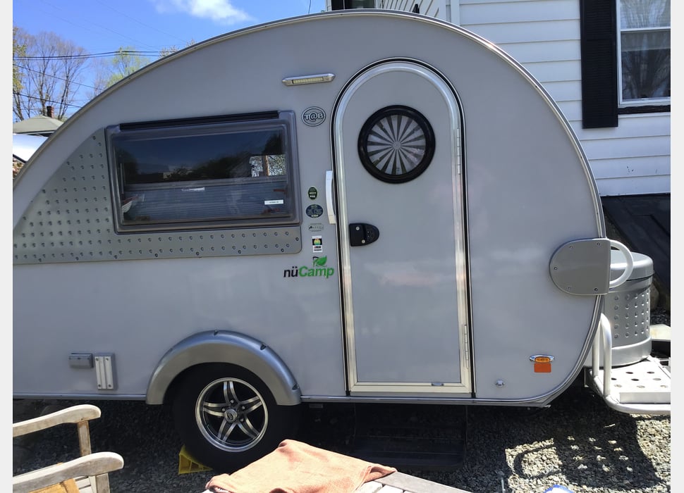 Travel Trailer rentals in Manchester