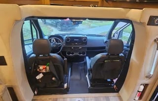 2020 Tiffin Wayfarer - The Luxe Rover