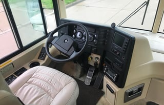 04 Winnebago Journey (A great rolling vacation)