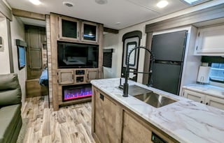 2022 Venture RV SportTrek 320VIK