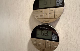 6 beds. Clean. Outdoor Living. Delivered & set-up