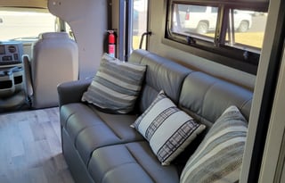 2020 Jayco Greyhawk 27U