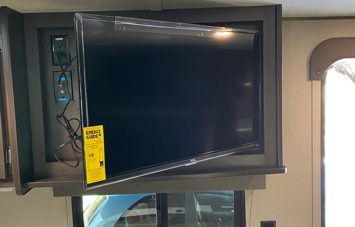 32" Roku TV on swivel for bunk/jack knife sofa