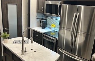 2021 Coachmen 5th Wheel Brookstone 344FL