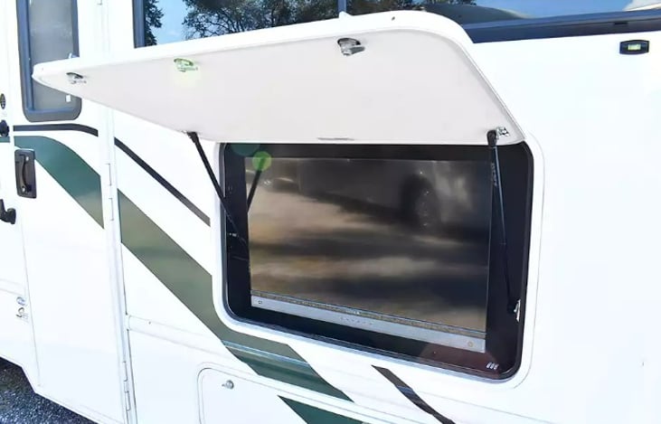 Outdoor Entertainment