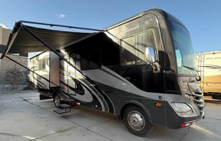 2013 Fleetwood Storm 32BH
