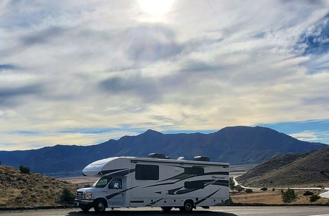 2022 Greyhawk 31F